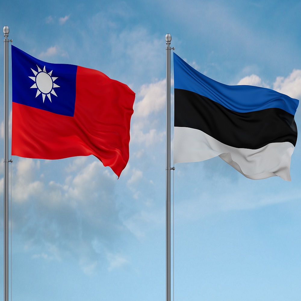 Flags of Taiwan and Estonia
